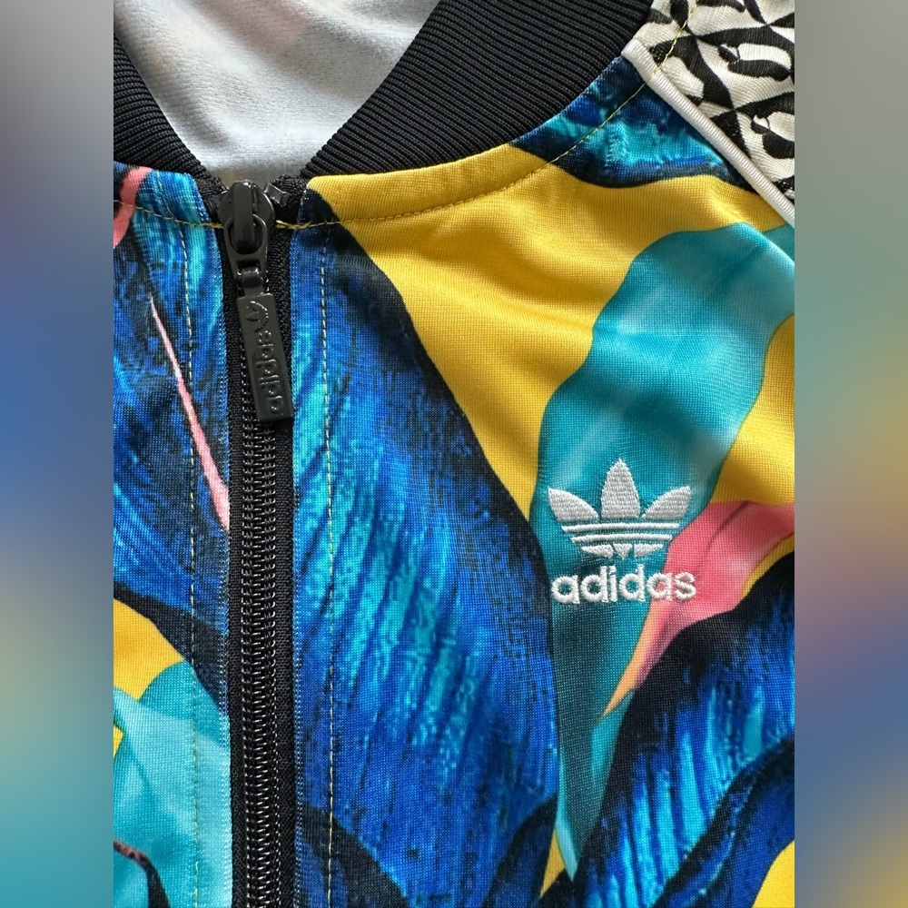 adidas Originals x Farm Rio Passinho Blue/Yellow Big Leaf Track Jacket. Size XS - Picture 12 of 16